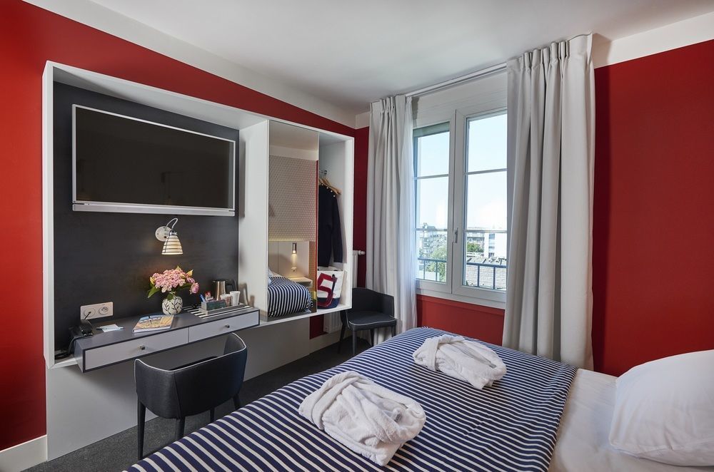 Mercure Centre Les Voyageurs Hotel 4*