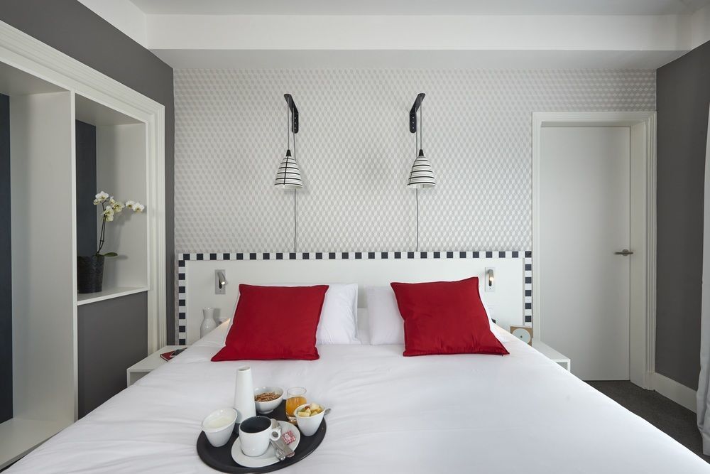 Hotel Mercure Centre Les Voyageurs 4*