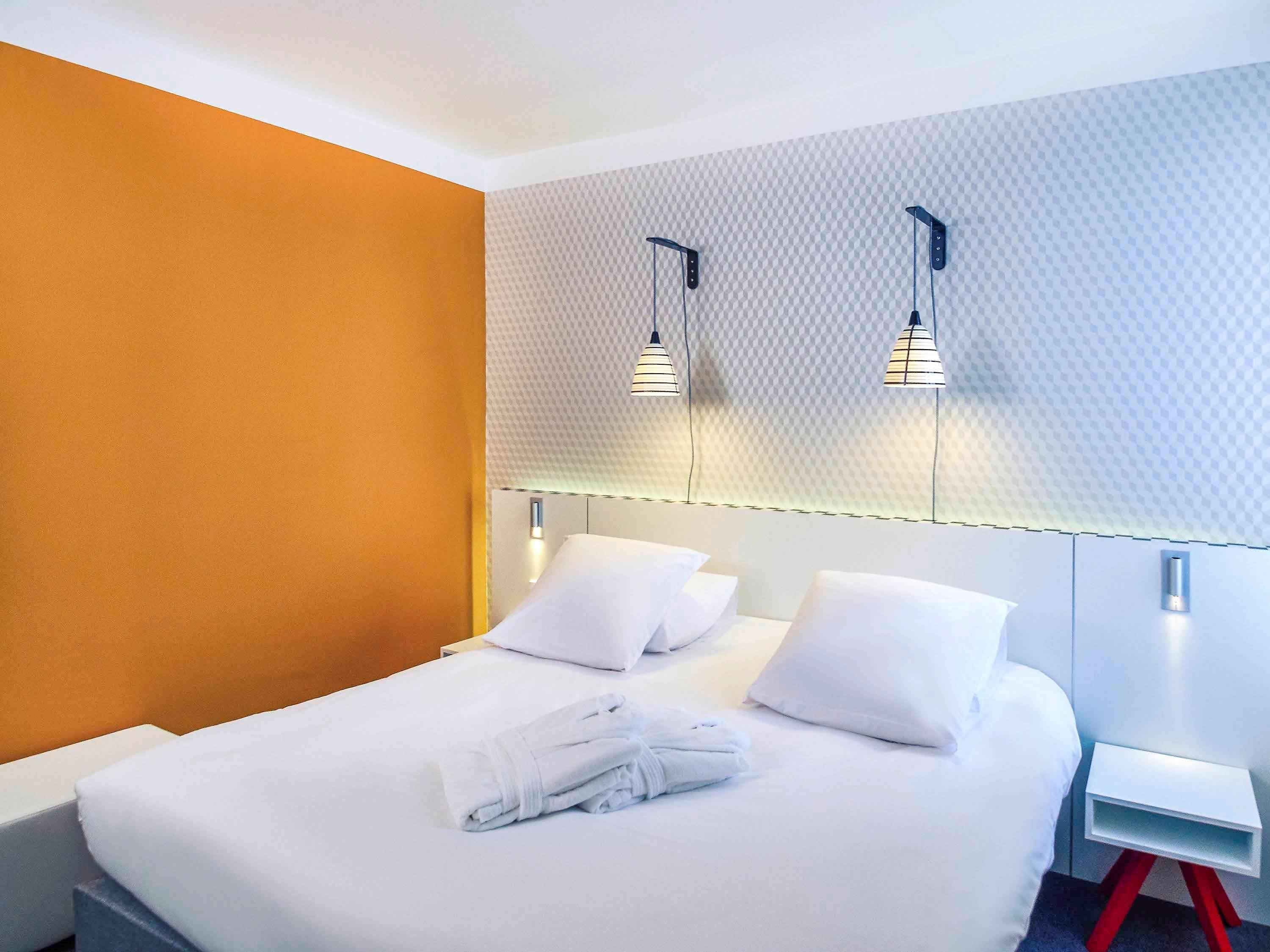 Hotel Mercure Centre Les Voyageurs 4*