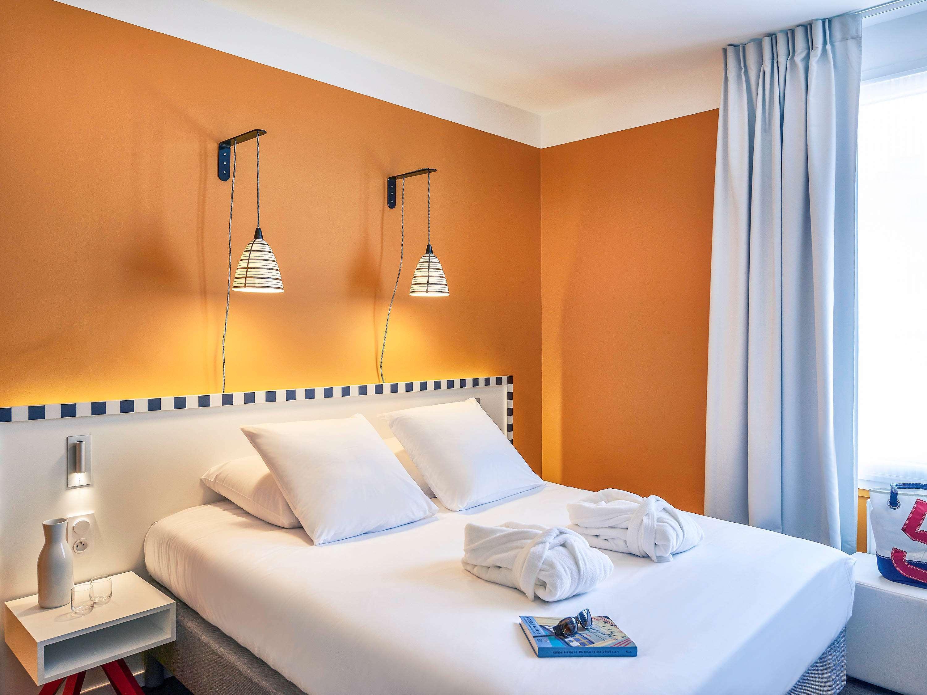 Mercure Centre Les Voyageurs Hotel 4*